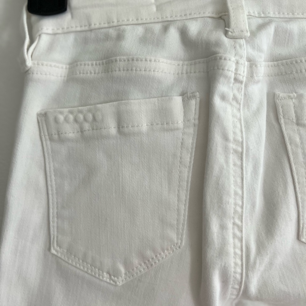 Blank NYC Kids White Jeans - Picture 9 of 15